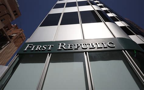 Banks swoop in to rescue First Republic